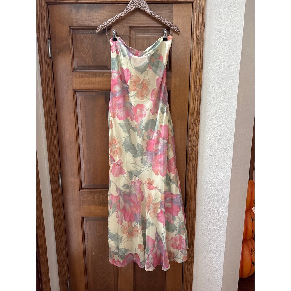 PEPPERMAYO Under The Pagoda Maxi Dress in Yellow Peony Size 8 NEW - Picture 3 of 6